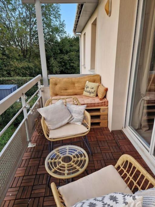 Appartement Cosy Oloron, Aux Pieds Des Pyrenees Et De L'Atlantique! Exterior photo